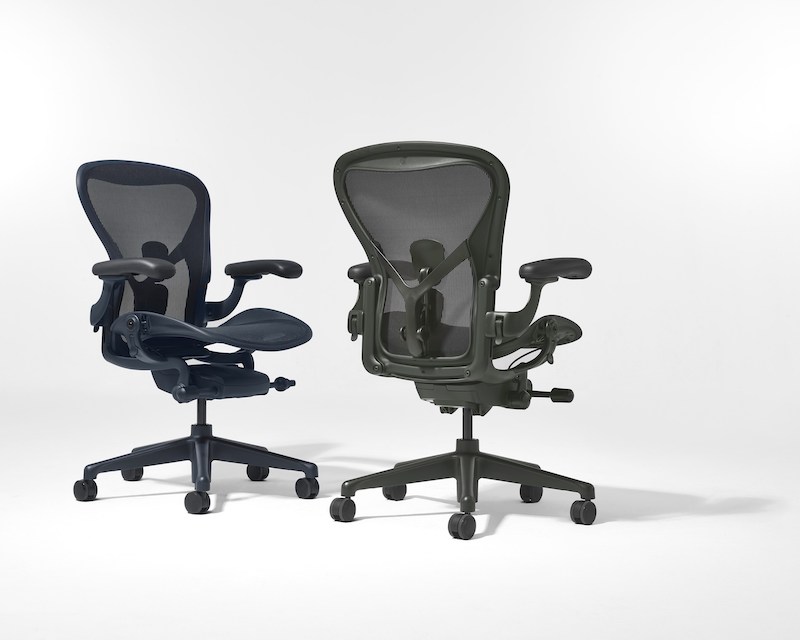 Ergonomic Office Chairs: Are Premium Icons Worth It Over Budget Heroes?