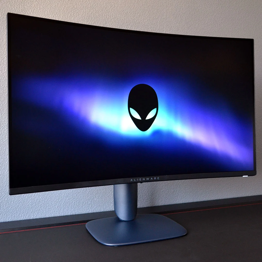 Alienware’s 32-Inch AW3226DM Drops to $299 in Anniversary Line
