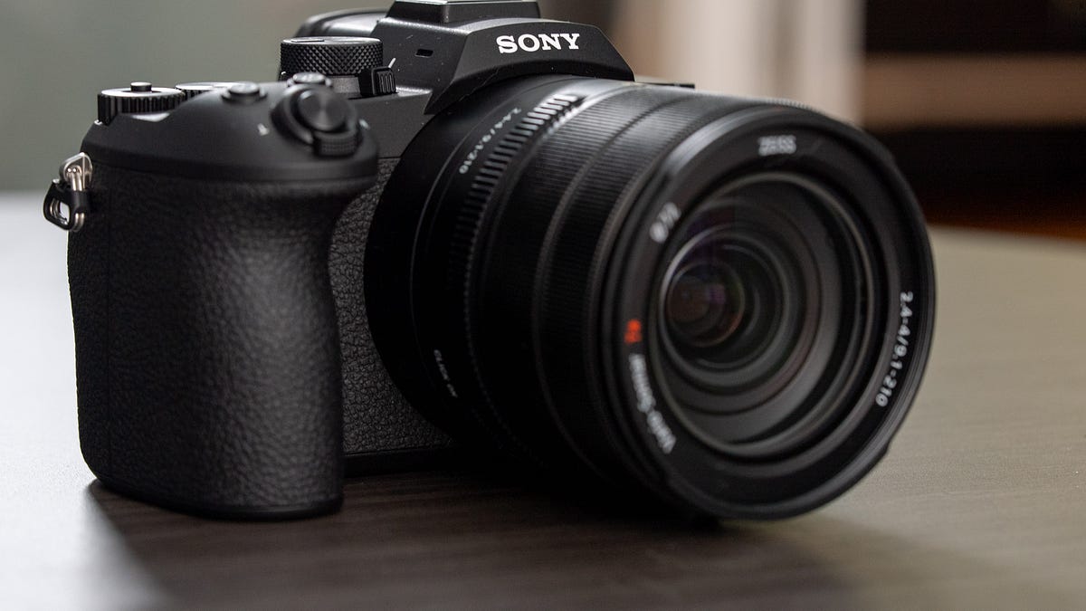 Sony a7R VI Real-World Performance: Flagship or Overkill?