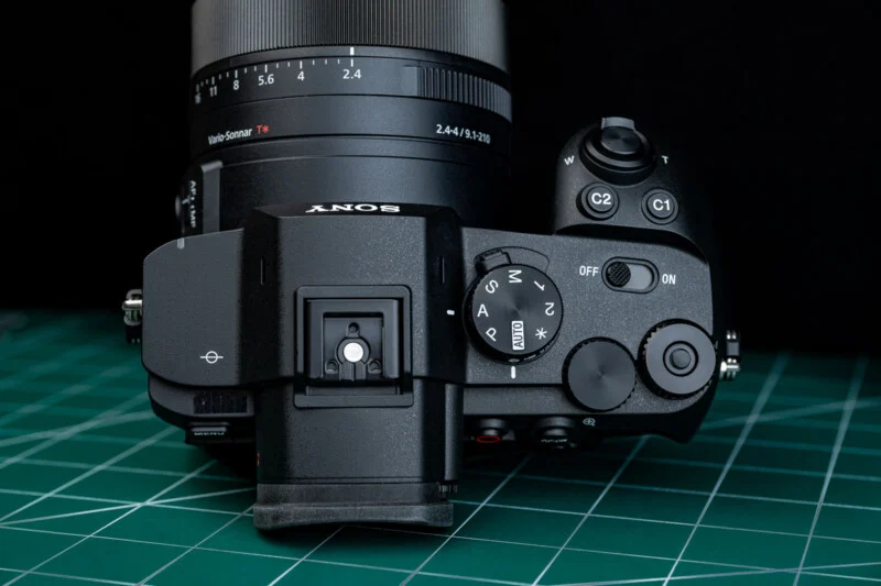 Sony RX10 V Review: Is This 24-600mm Bridge Camera Worth the Price?