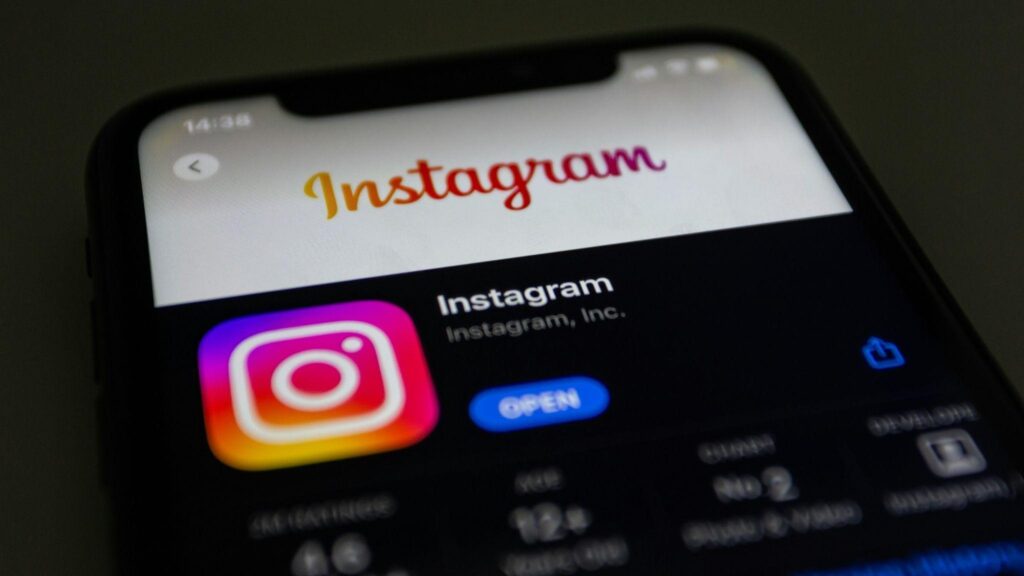 Why Users Are Posting Less on Social Media—and What It Means for Your Privacy
