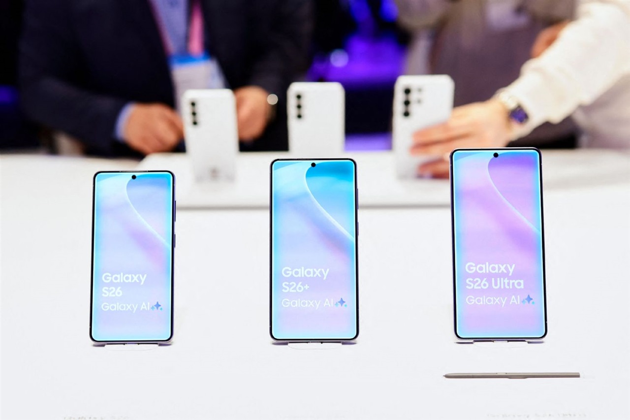 Premium Smartphone Costs Spike as Memory Pressures Reshape Flagship Pricing