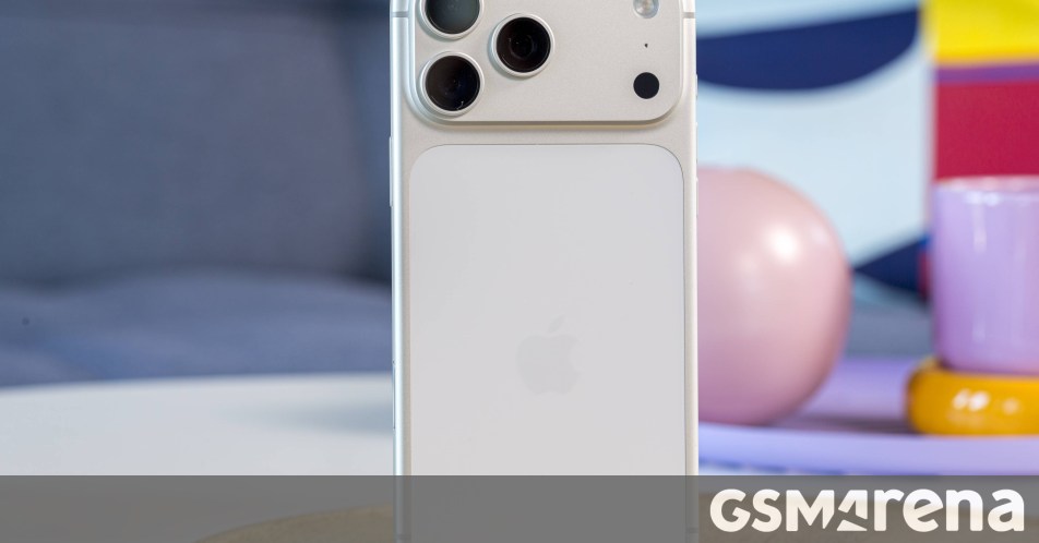 iPhone 18 Pro Max Gets Thicker—What That Means for You
