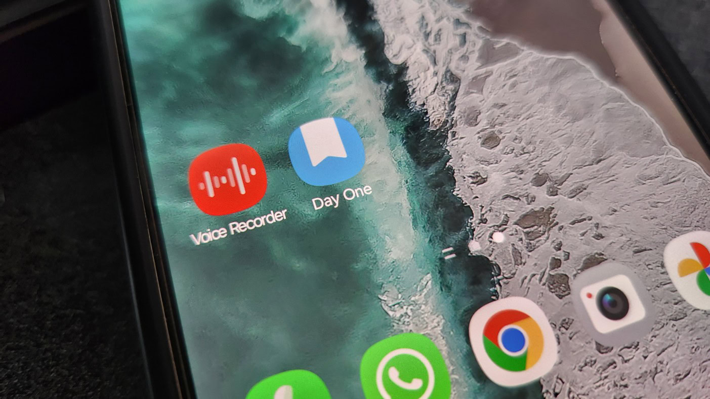 Bixby’s Voice Switching Bug Is Finally Being Taken Seriously
