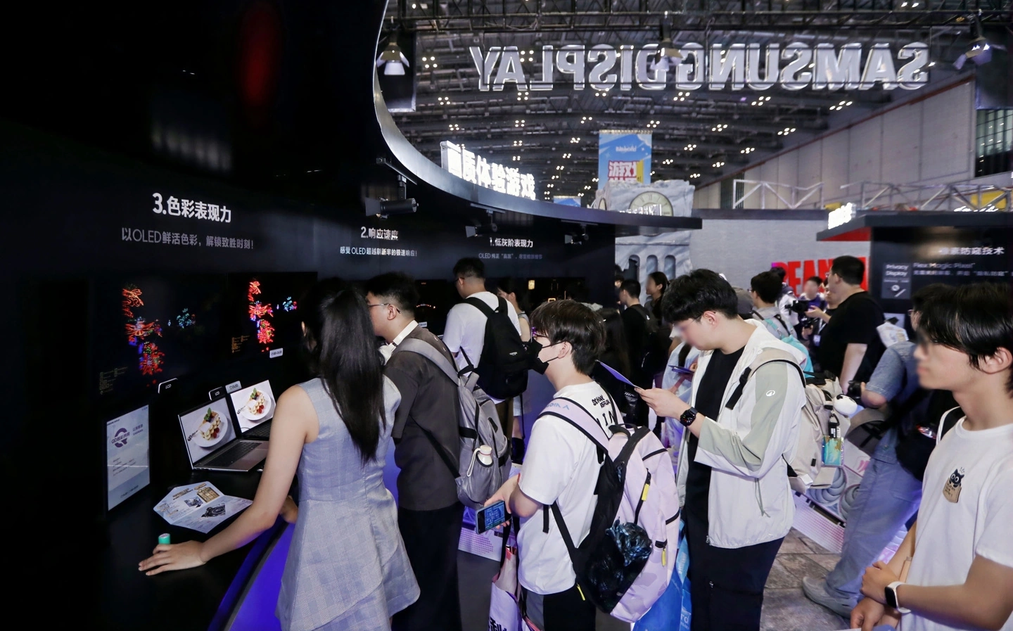 OLED Gaming Laptops Are Exploding in Popularity — And Samsung Wants to Own Their Screens