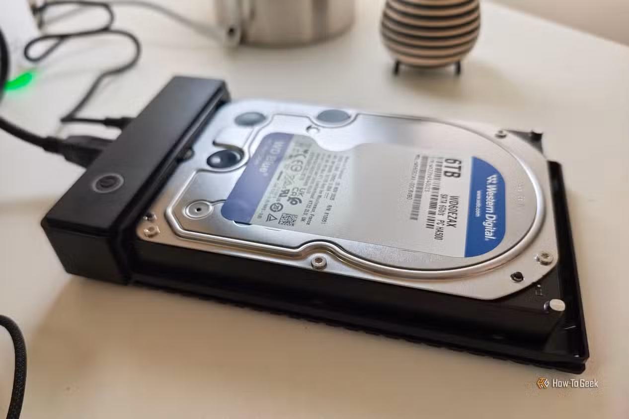 Turn Old Drives Into External Storage for Under loading=