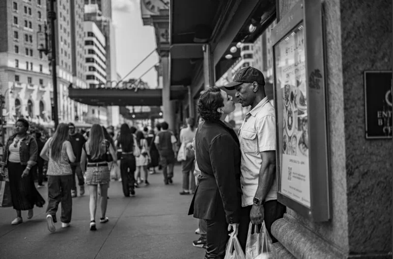 How to Build Real Confidence When Photographing Strangers