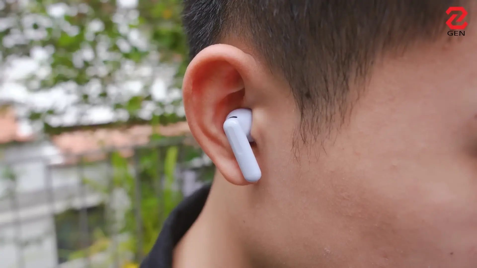 Tai nghe Open Ear với khử ồn: Shokz OpenFit Pro và OPPO Enco Air5S dành cho người đi làm