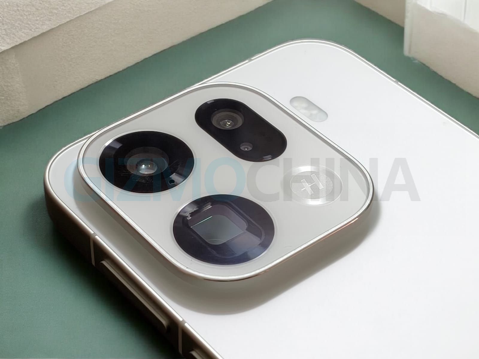 OPPO Find X10 Pro Max: Triple 200MP Cameras Aim to Rewrite Flagship Photography