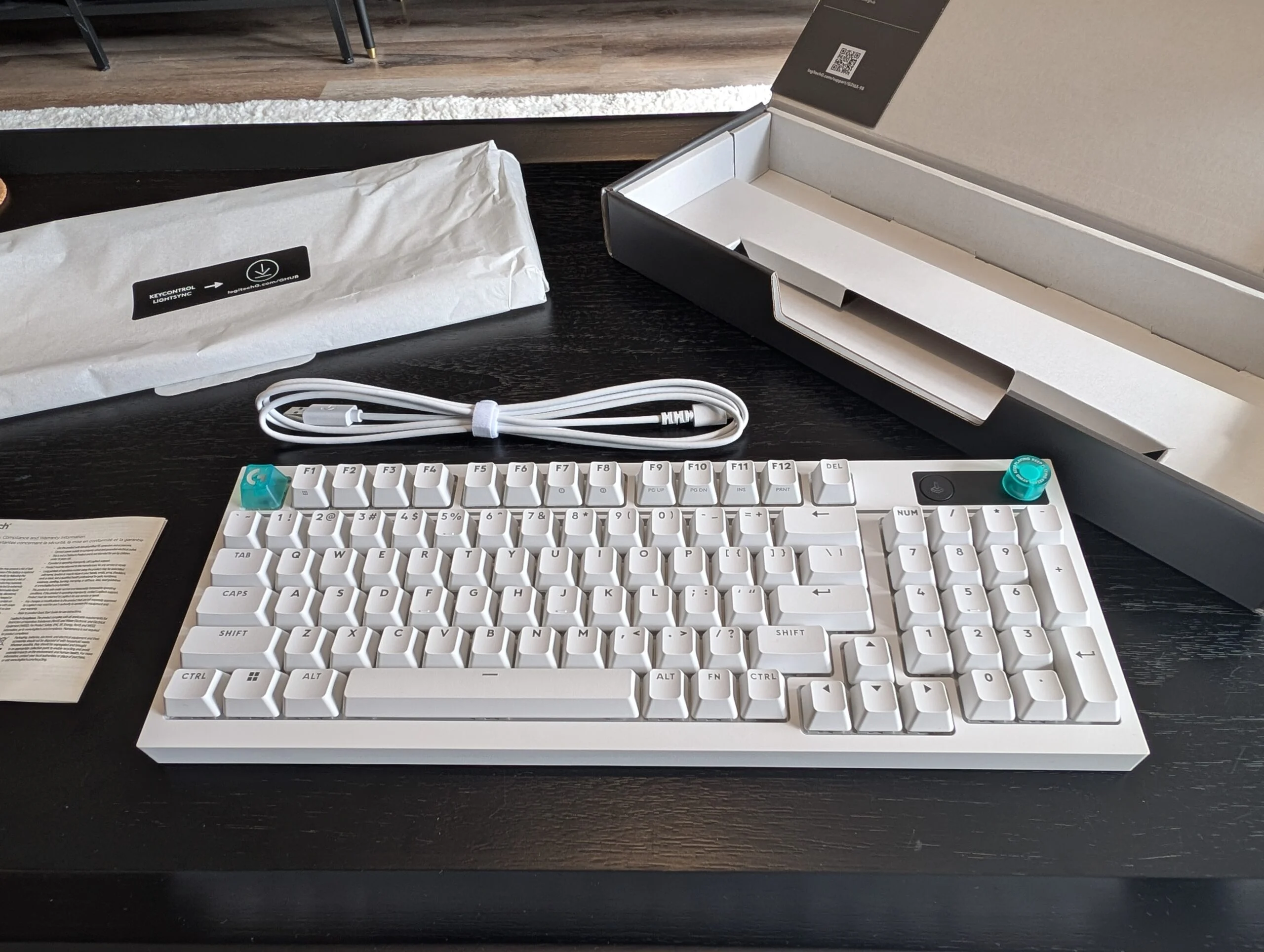 Retro Keyboards With Modern Switches: Aesthetic vs Performance
