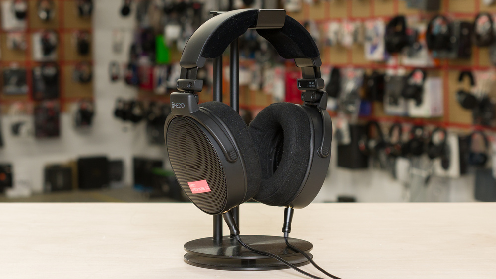 Closed-Back Studio Headphones Face Off: HEDD vs Sennheiser