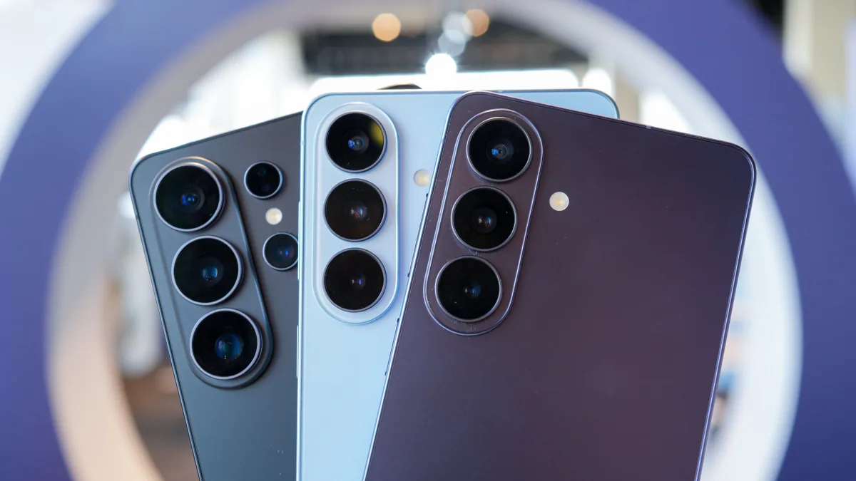 The Best Camera Phones Right Now: Flagship Comparison
