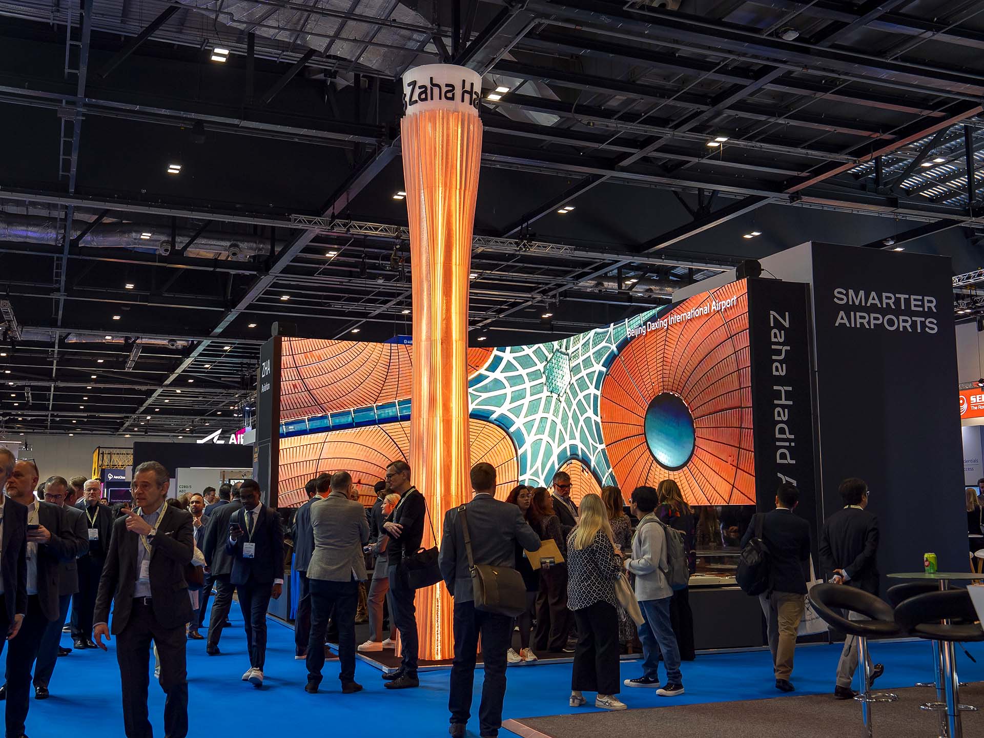 How Architects Use Industrial 3D Printing for Six-Meter Models and Sculptural Furniture
