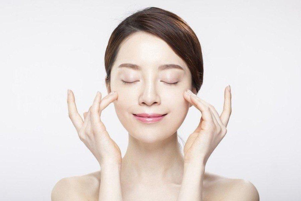 Điều chỉnh quy trình chăm sóc da khô để phục hồi hàng rào da trong 2 tuần