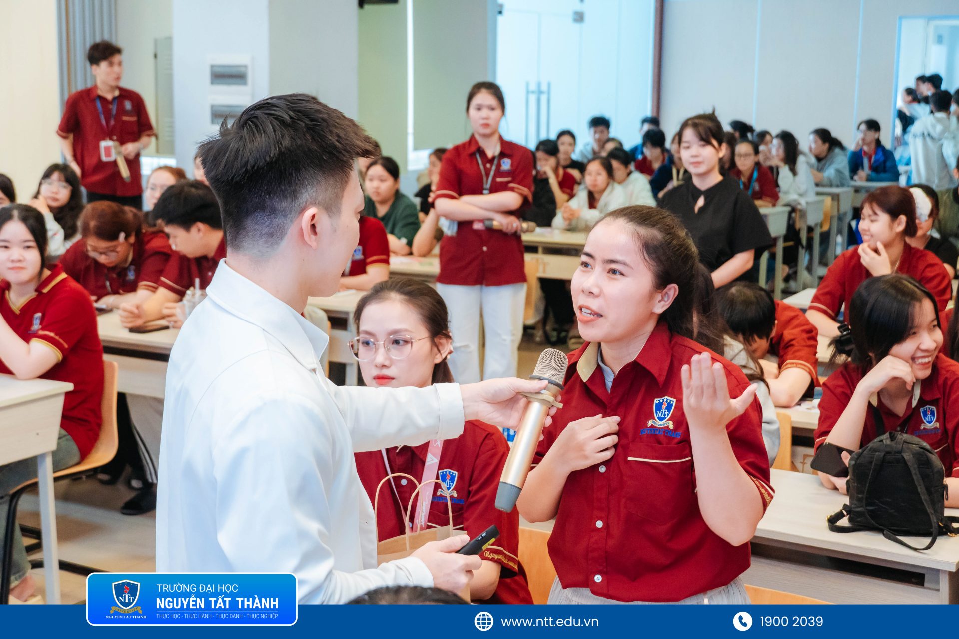 4 thói quen chăm sóc da đang âm thầm làm hỏng làn da bạn