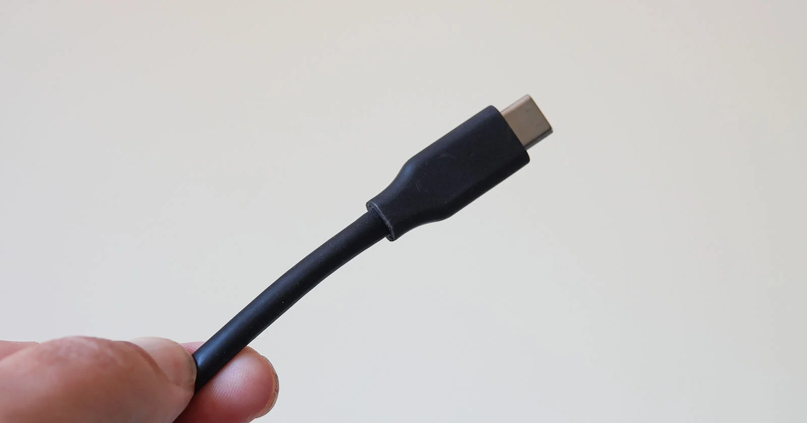 Stop Guessing About Your USB-C Cables: Verify Speed and Power in Seconds