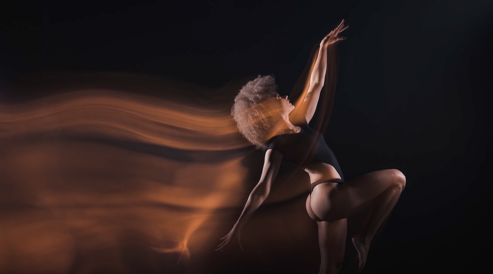 Master Beach and Dance Photography with Smart Settings and Timing