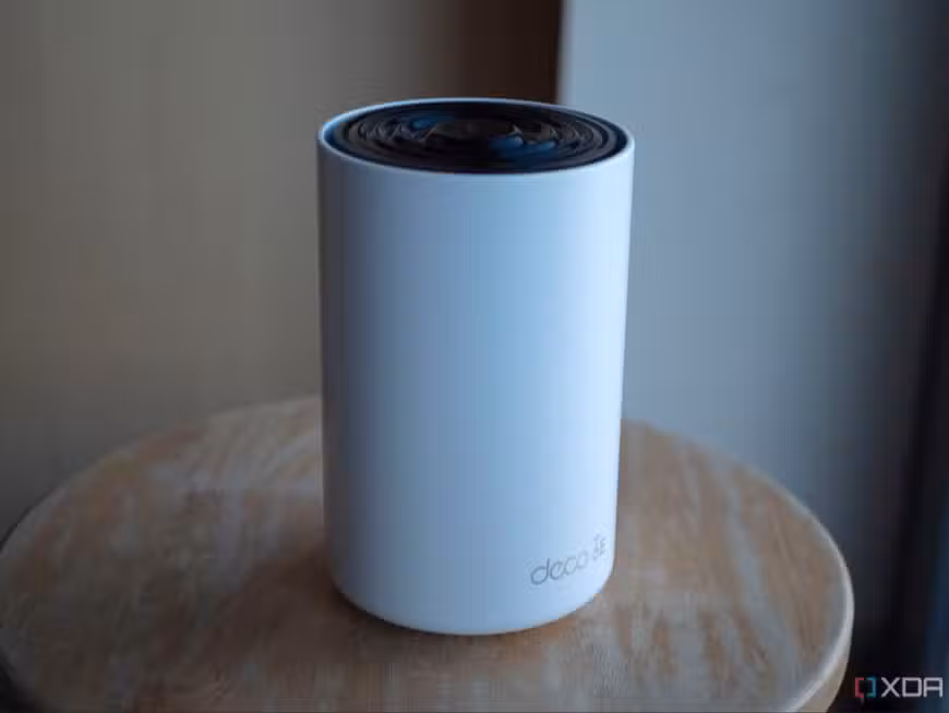 Stop Guessing: How to Position Your Router Antennas for Better Wi‑Fi