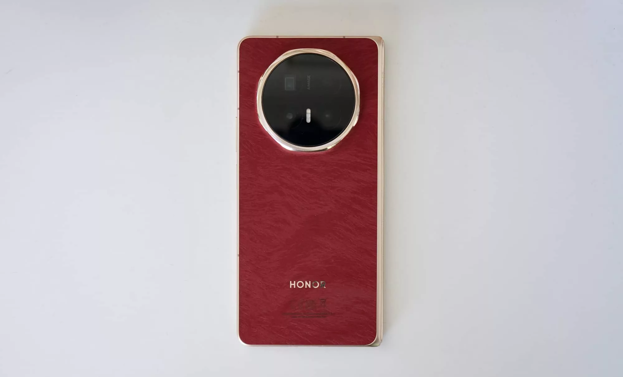 Motorola Razr Fold vs Honor Magic V6: Which Foldable Feels Worth the Money?