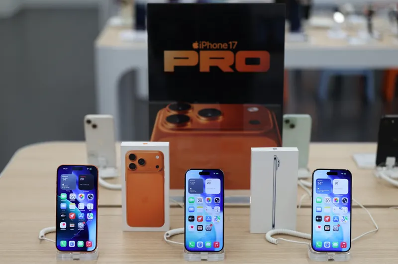 Memory Chip Shortage Is Rewriting the Smartphone Market