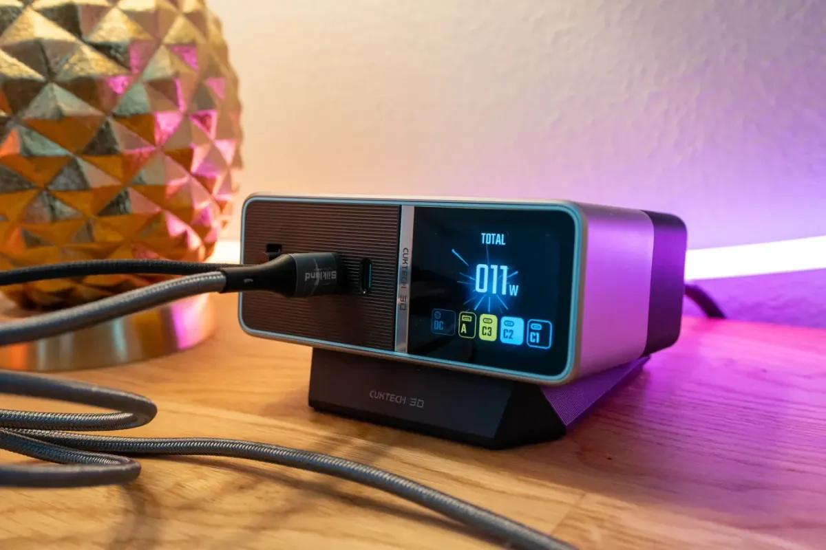 One 300W GaN Charging Station to Clean Up Your Desk