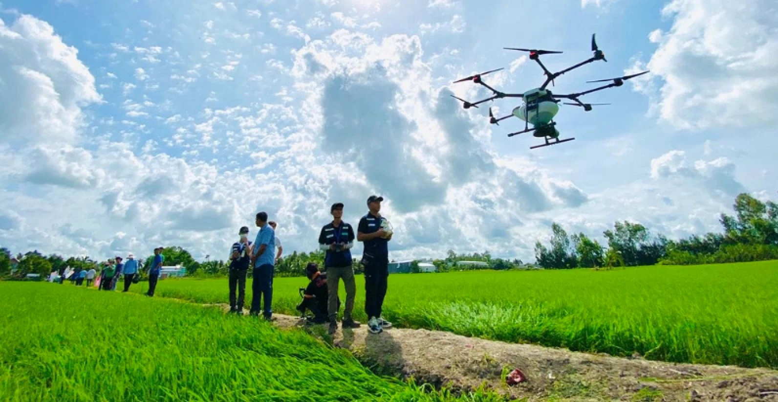 Cấp bằng lái drone hạng B: Tấm vé bước vào sự nghiệp UAV chuyên nghiệp