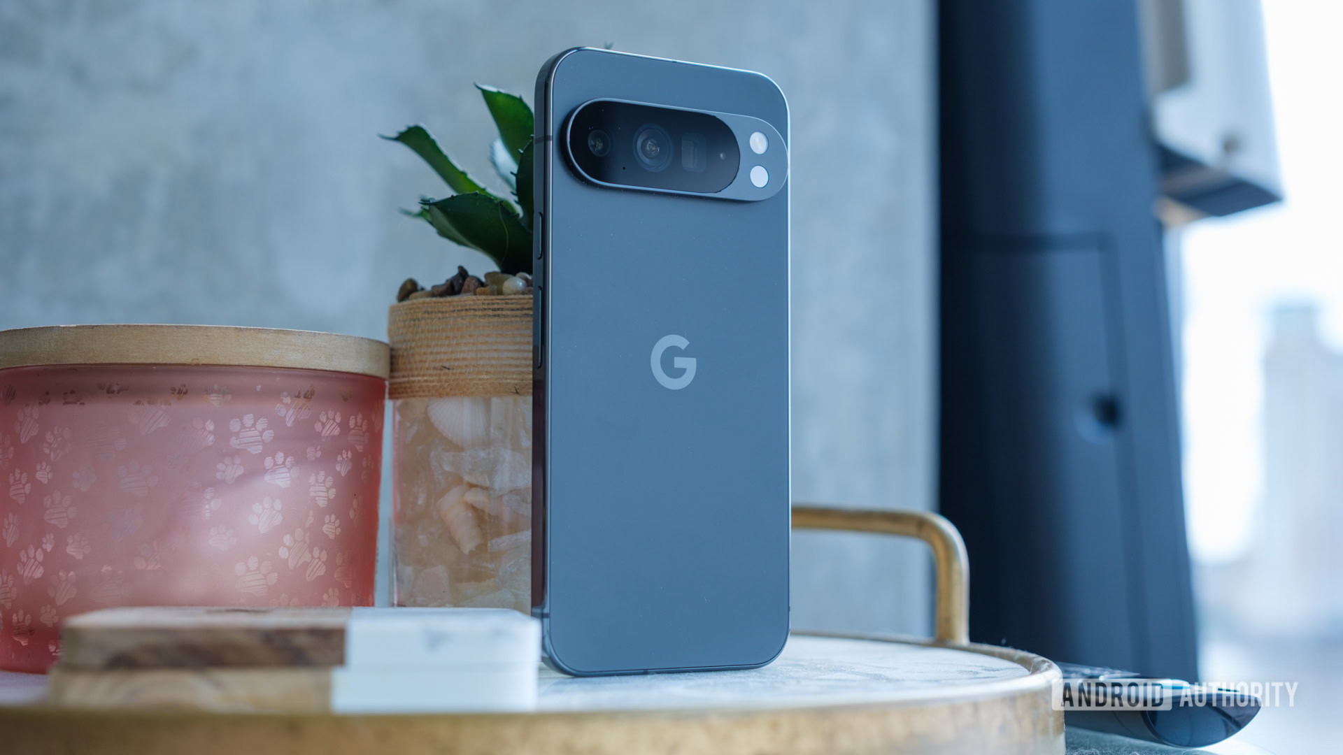 Google Pixel 10 Pro Drops $300: Best Deals Before Pixel 11