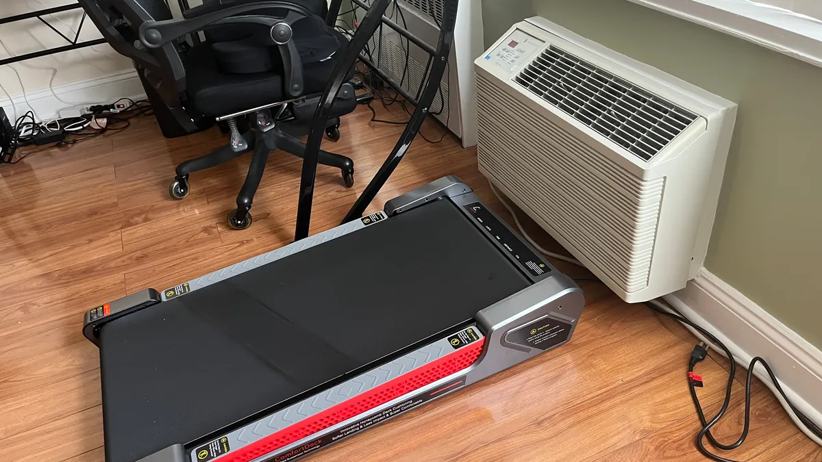 Walking Pads Under Standing Desks: Fitness vs. Focus