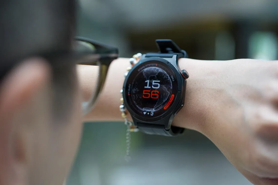 Budget AMOLED Smartwatches Face Off: OPPO Watch X3 vs HONOR Watch 6 vs MT119