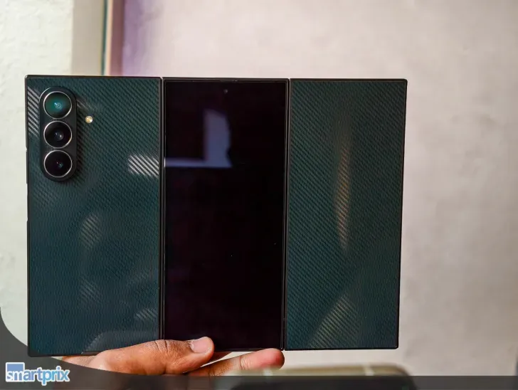 Samsung Foldable Price Hikes Risk Pushing Buyers Back to Slabs
