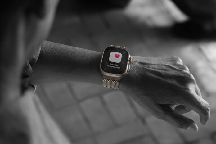 Apple Watch Battery Drain Problem: Why Smart Rings and Alternative Smartwatches Are Winning