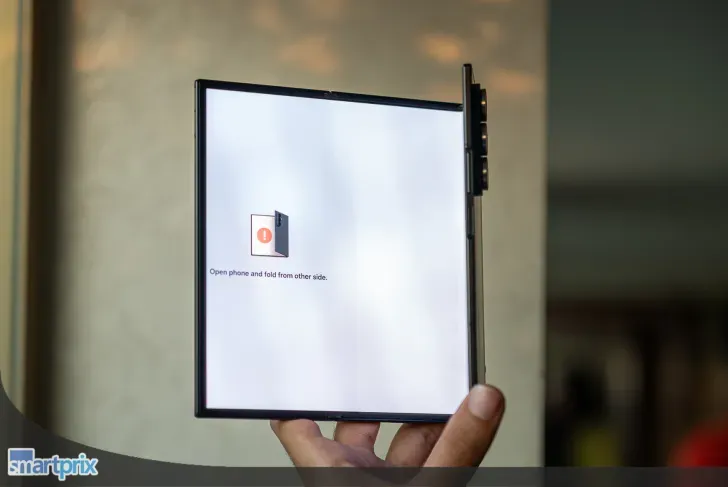 Samsung Foldable Price Hikes Risk Pushing Buyers Back to Slabs