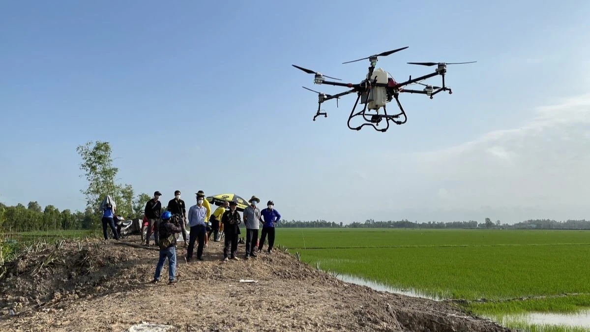 Cấp bằng lái drone hạng B: Tấm vé bước vào sự nghiệp UAV chuyên nghiệp
