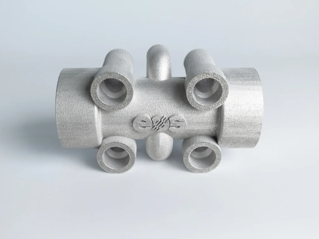 How Metal Powder Distribution Is Empowering Smaller AM Shops