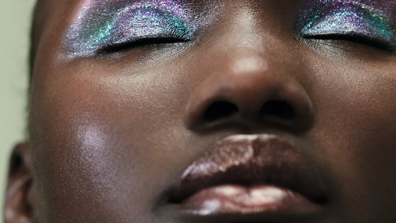 Peptides for Skin and Anti‑Aging: Why Unregulated Injections Are Not Worth the Gamble