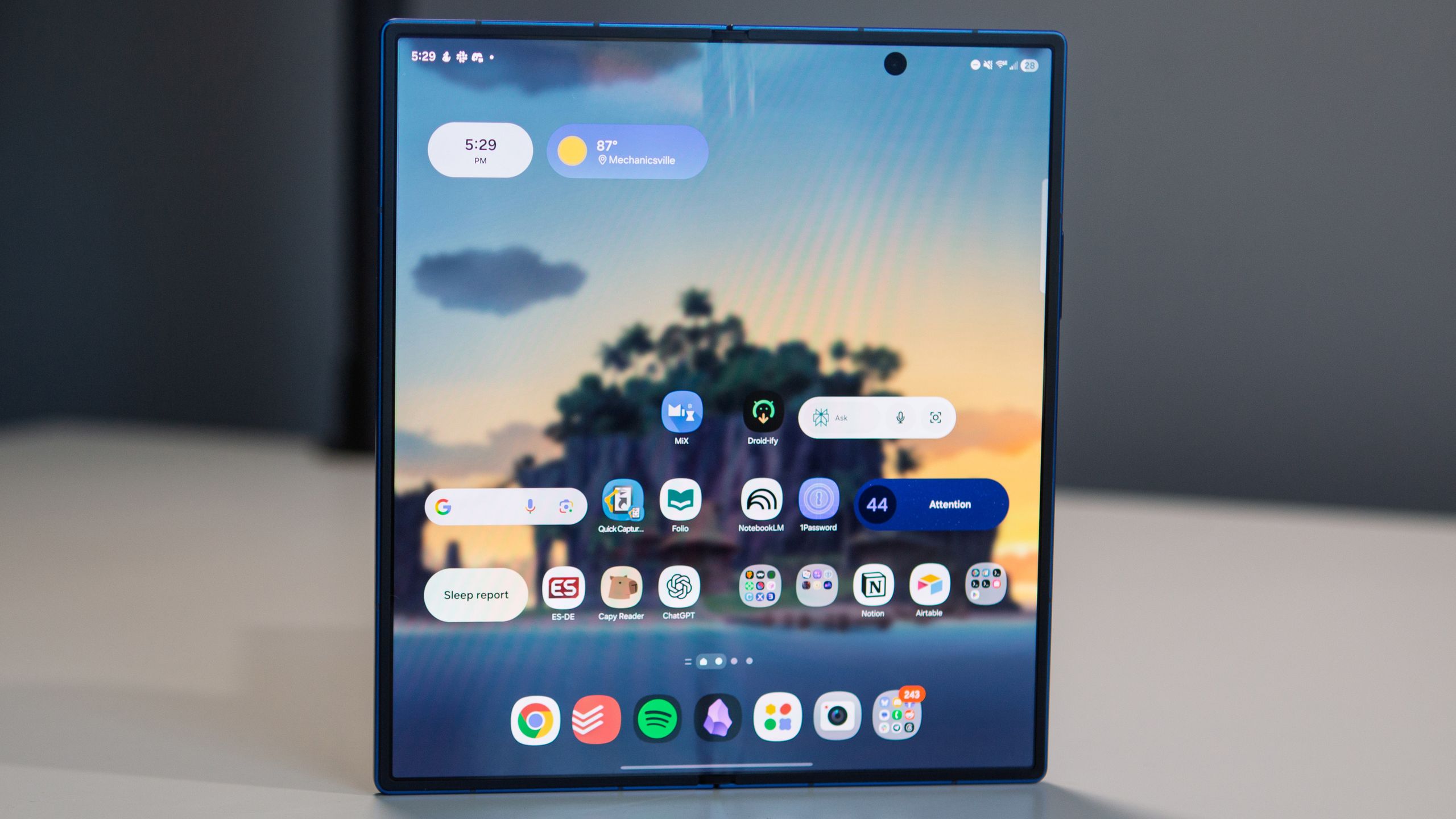 How Samsung’s Stress‑Spreading OLED Attacks the Foldable Crease