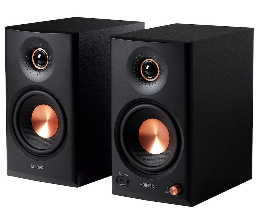 Premium Desktop Studio Monitors Transform Creator Workspaces