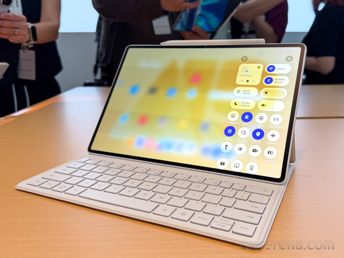 Huawei MatePad Air Brings 144Hz OLED and Fast Charging to Work Tablets