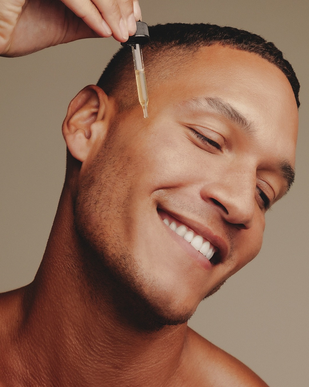 The Complete Serum Guide for Men: Dermatologist-Approved Picks