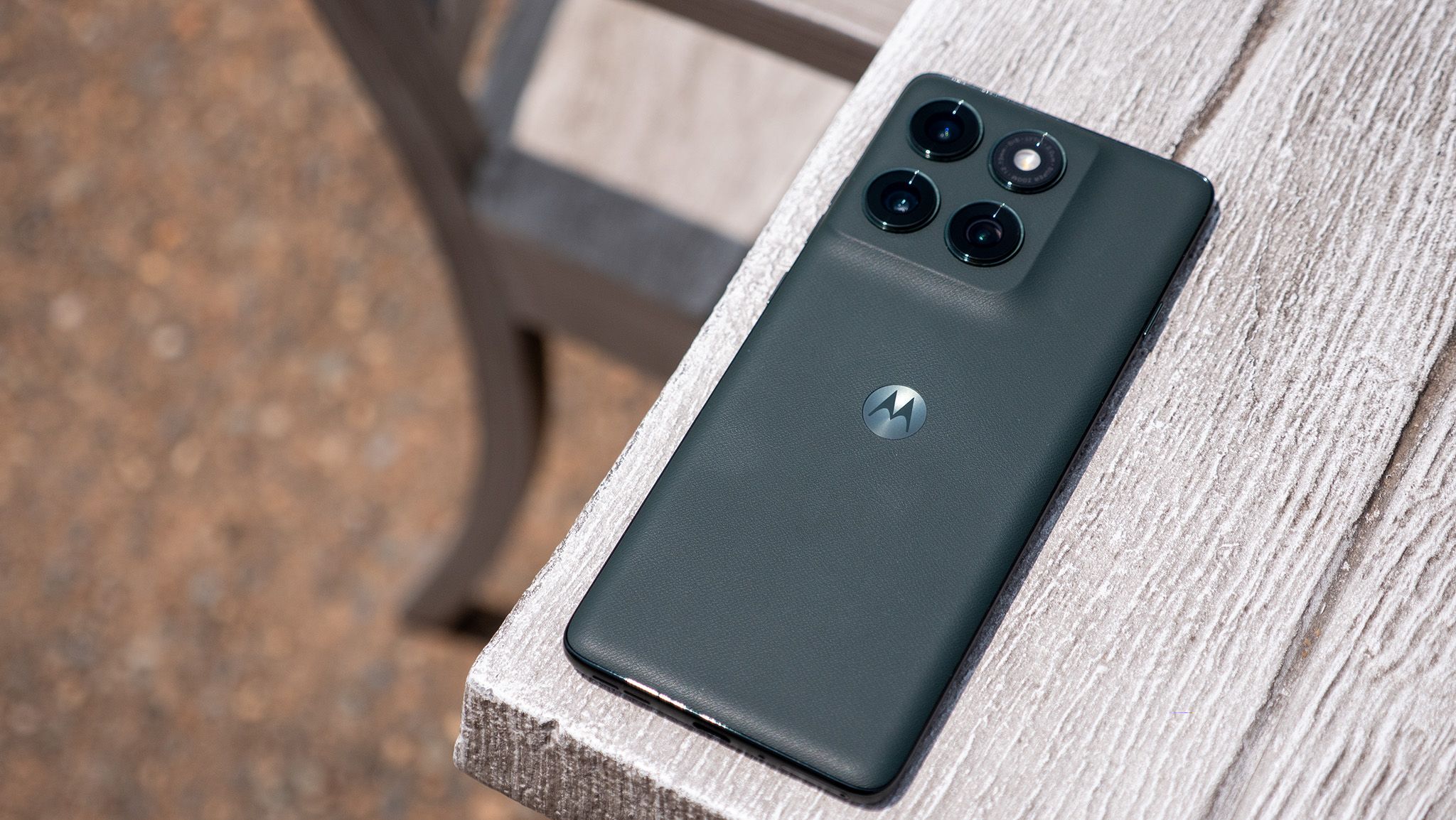 Motorola Edge Deal at Best Buy: Is It Worth Your Money?