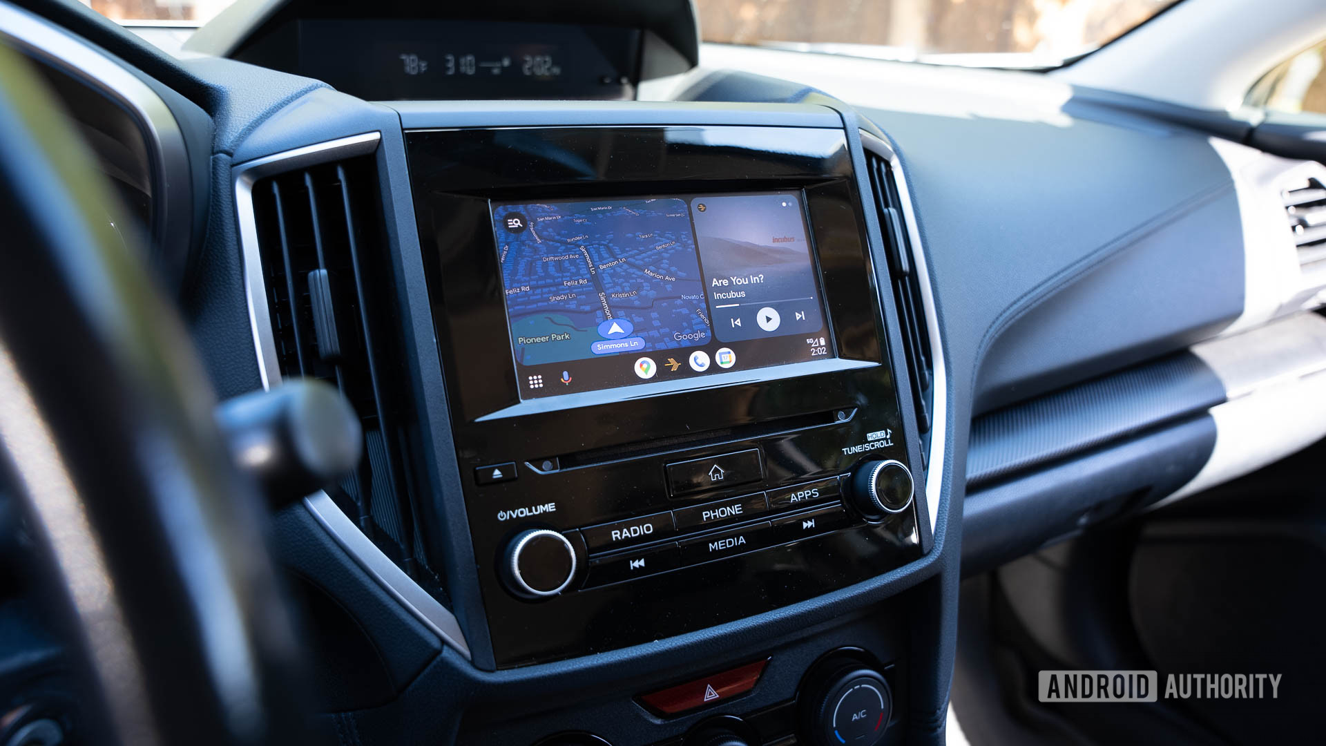 Android Auto 17.3: bản cập nhật bắt buộc cho người hay lái xe