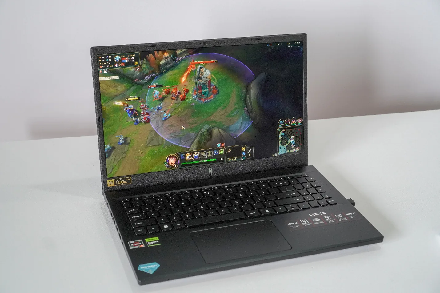 RTX 4050 Laptop Dưới 30 Triệu: Top 3 Lựa Chọn Đáng Mua