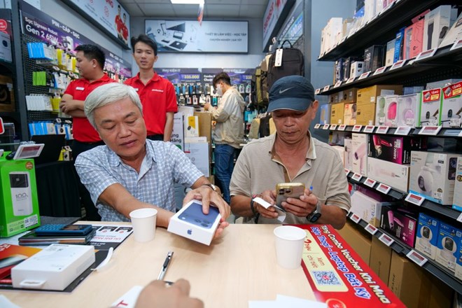 iPhone 17 Pro Max giảm giá sâu: nên mua hay chờ iPhone 18?