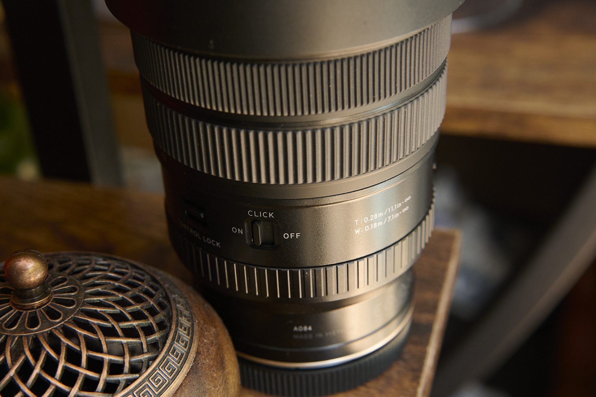 Tamron 12-20mm f/2.8 vs OM System 150-400mm: chọn ống kính zoom nào cho phong cảnh và thiên văn?