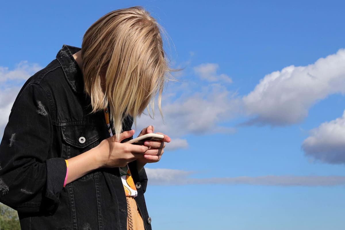 Your Phone’s Water-Resistance Rating Doesn’t Mean What You Think