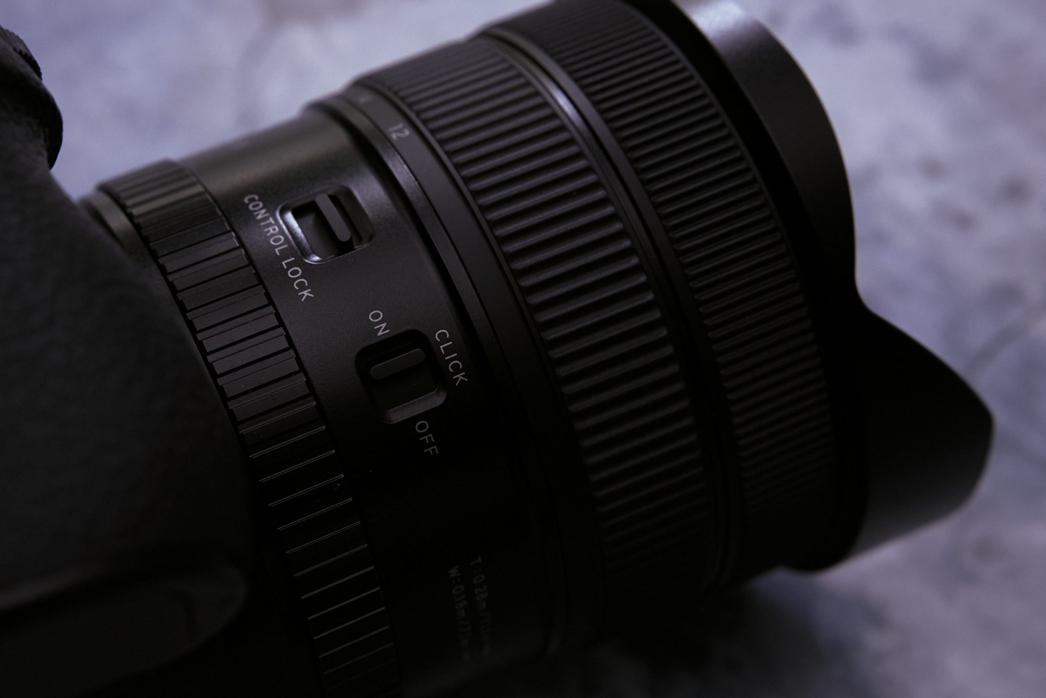 Tamron 12-20mm f/2.8: Ống kính zoom góc rộng mới cho Sony E và Nikon Z