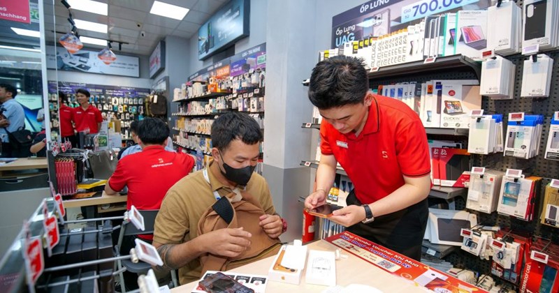 Chương trình S-BuyBack của CellphoneS: Cách mua iPhone 17 mà không lo mất giá khi lên đời