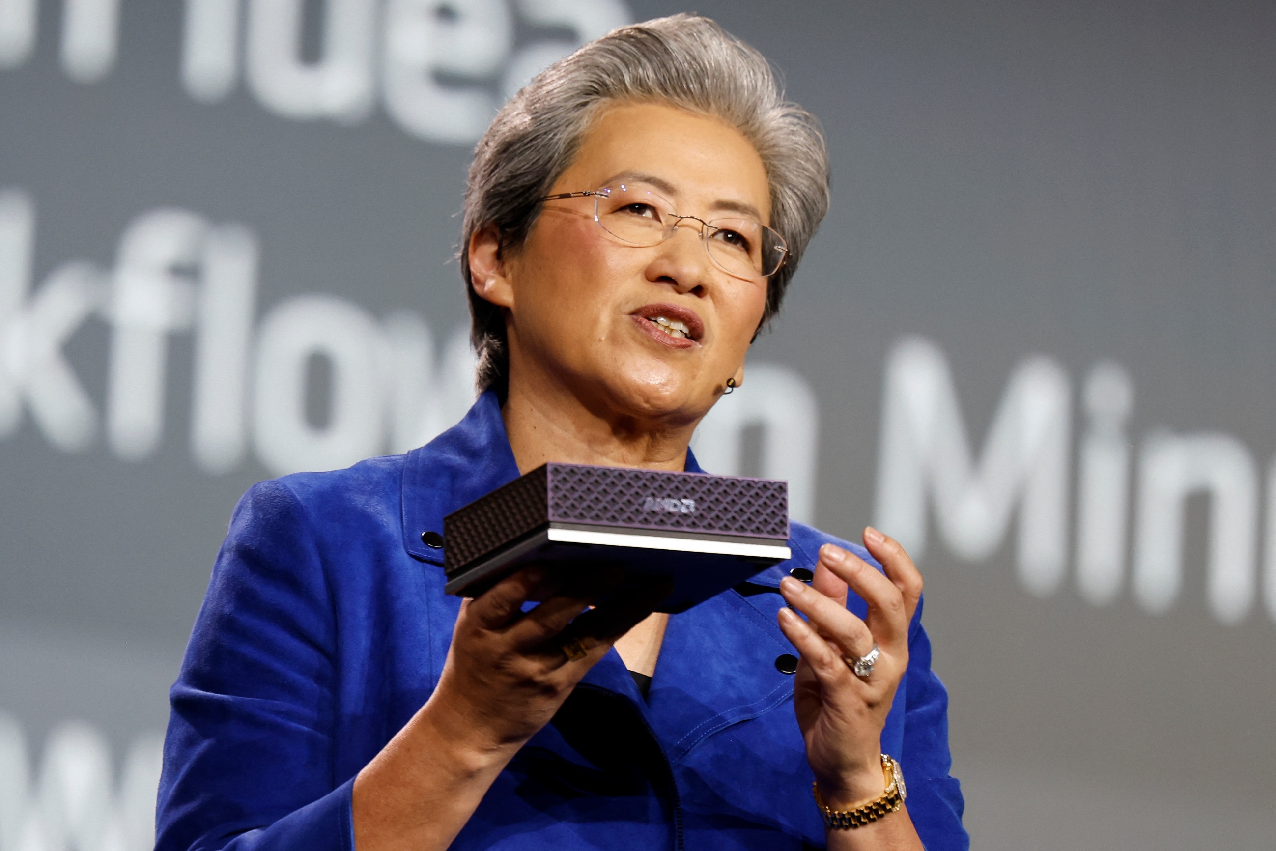 7800X3D vs 7700X3D: Which 3D V-Cache CPU Is Better Value?