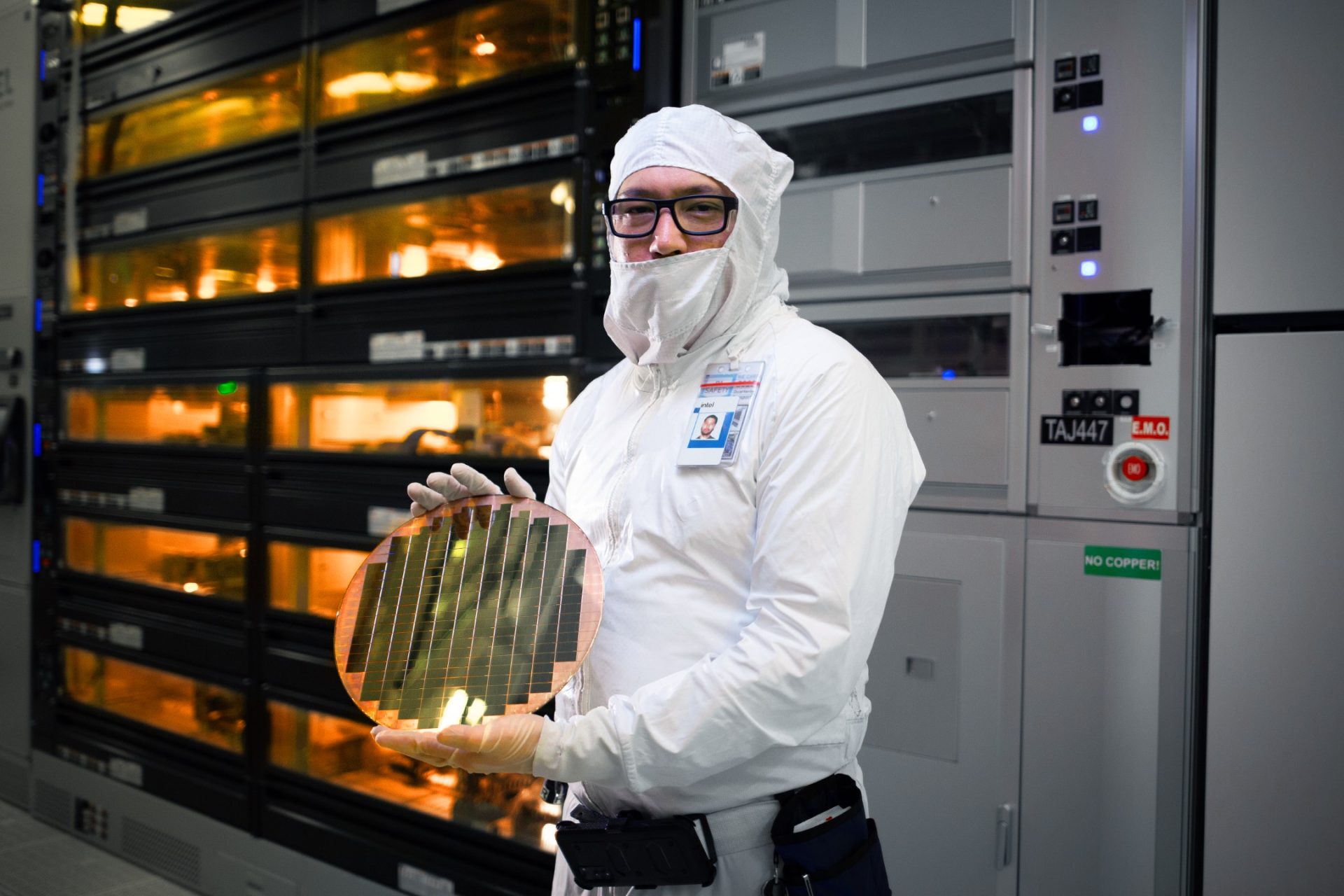 Intel Foundry Lands AMD and NVIDIA: A New PC Silicon Power Map
