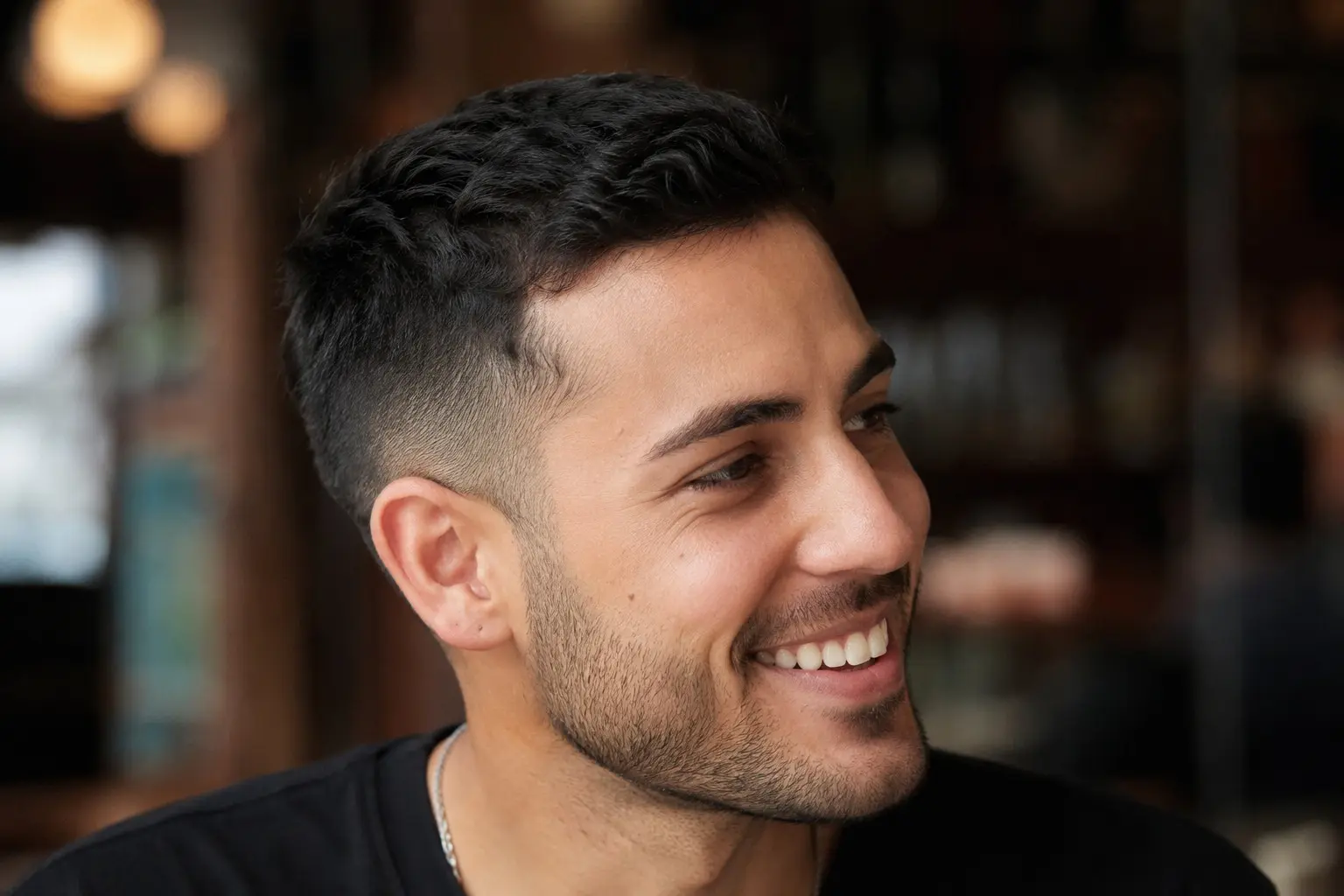 Cách chọn kiểu tóc nam theo khuôn mặt với barber